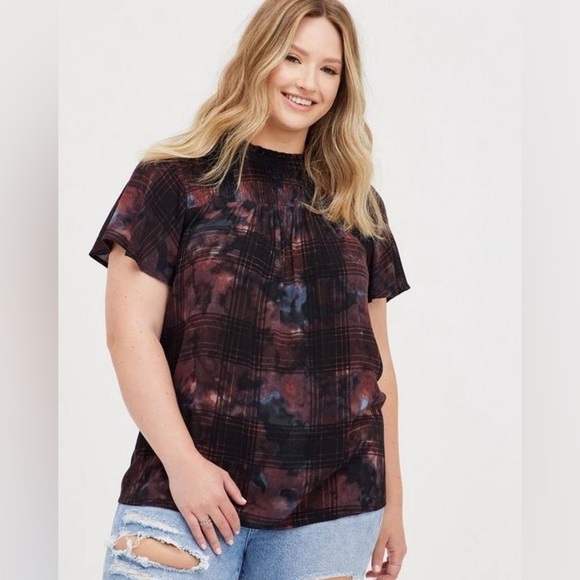 TORRID Crinkle Gauze Smocked Flutter Short Sleeve Blouse Top - Picture 1 of 9